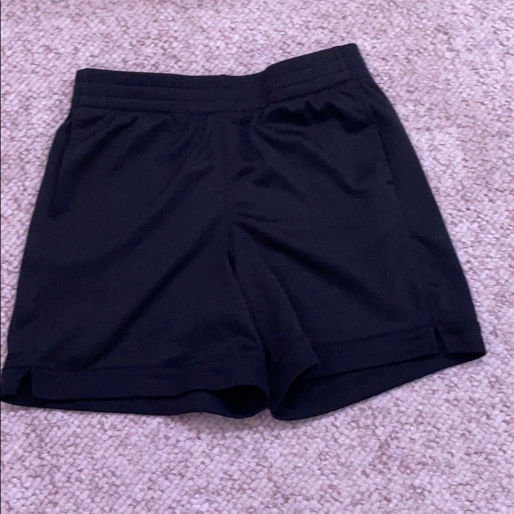 6 different pairs of shorts and capris